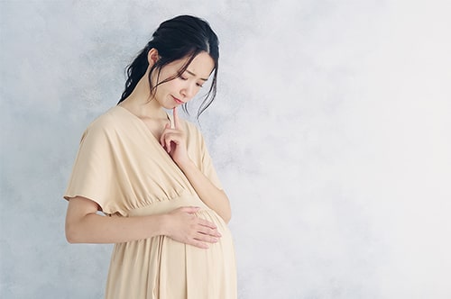 妊娠中に別れると養育費や慰謝料はどうなる？ 弁護士が解説